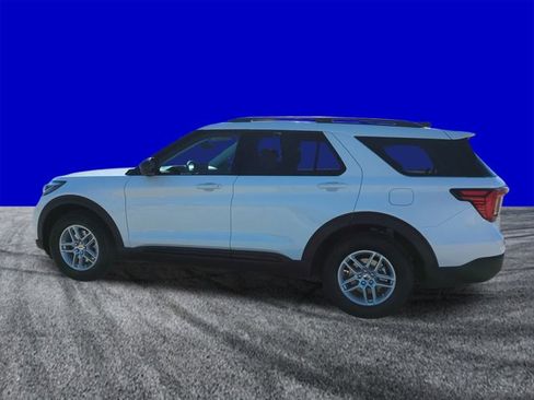 New 2026 Ford Explorer Active RWD image 7