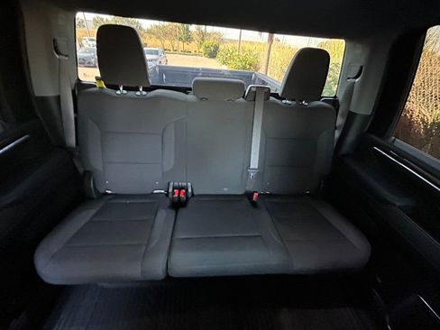 Used 2024 Chevrolet Silverado 2500 LT image 40