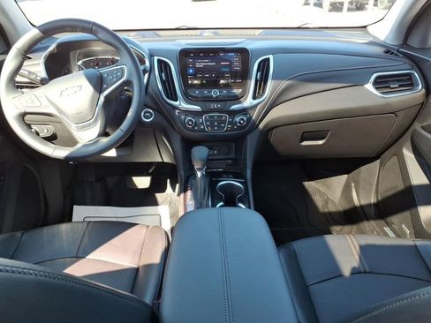 Used 2023 Chevrolet Equinox Premier FWD image 10