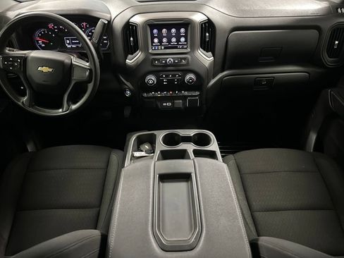 Used 2024 Chevrolet Silverado 1500 Custom RWD image 3