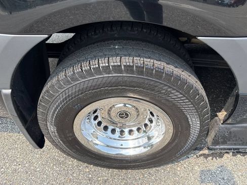 Used 2022 Mercedes-Benz Sprinter 3500 image 39