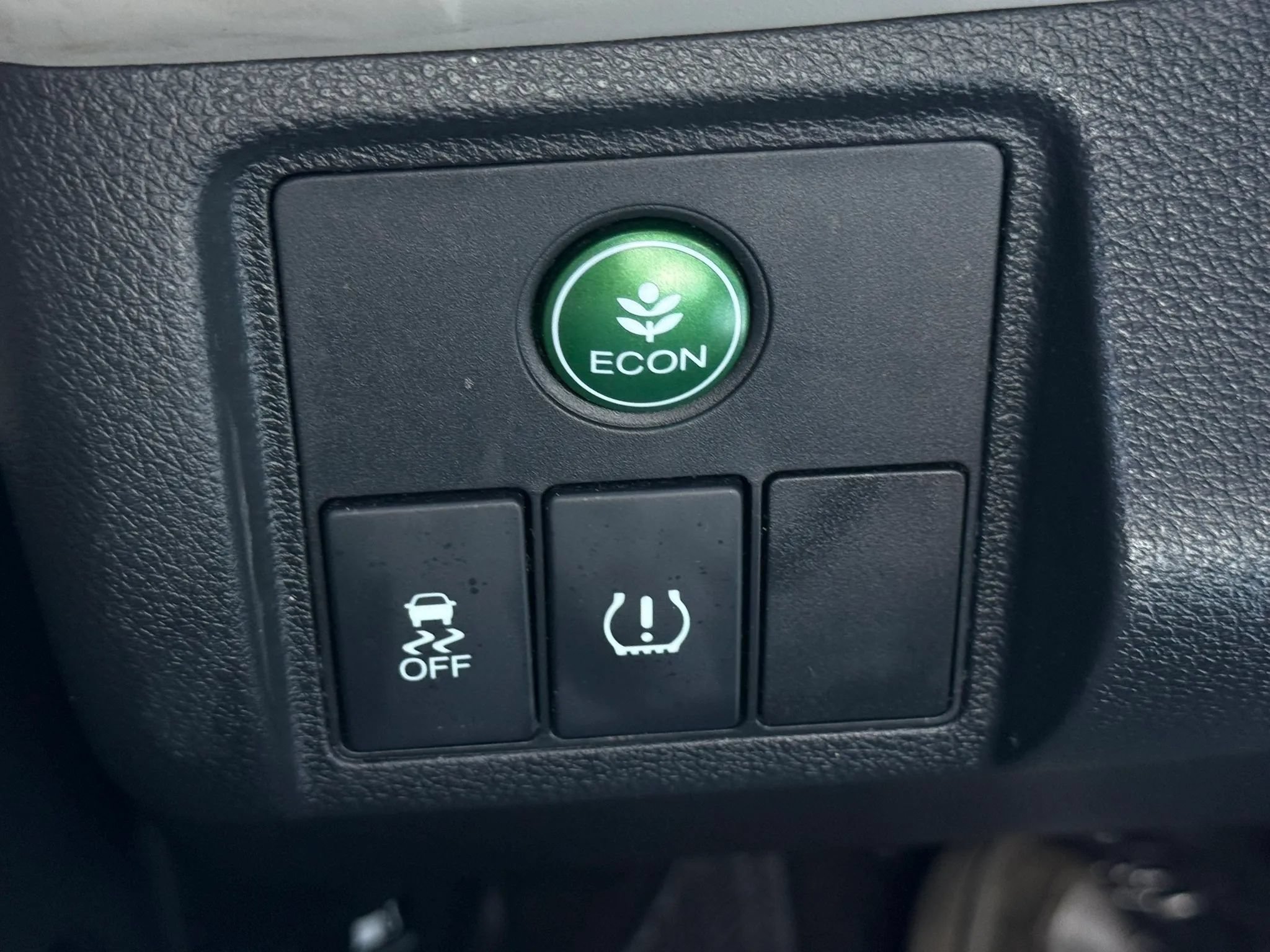 Used 2016 Honda HR-V LX image 28
