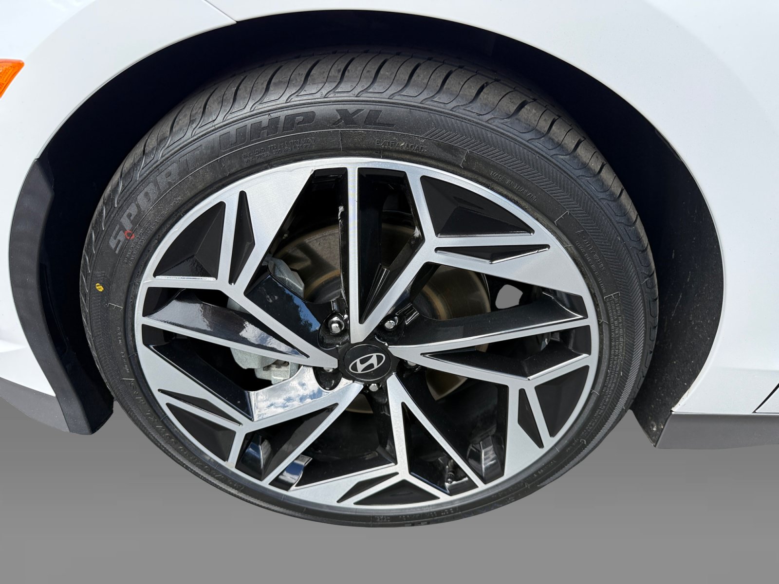 Used 2025 Hyundai Ioniq 6 SEL RWD image 9