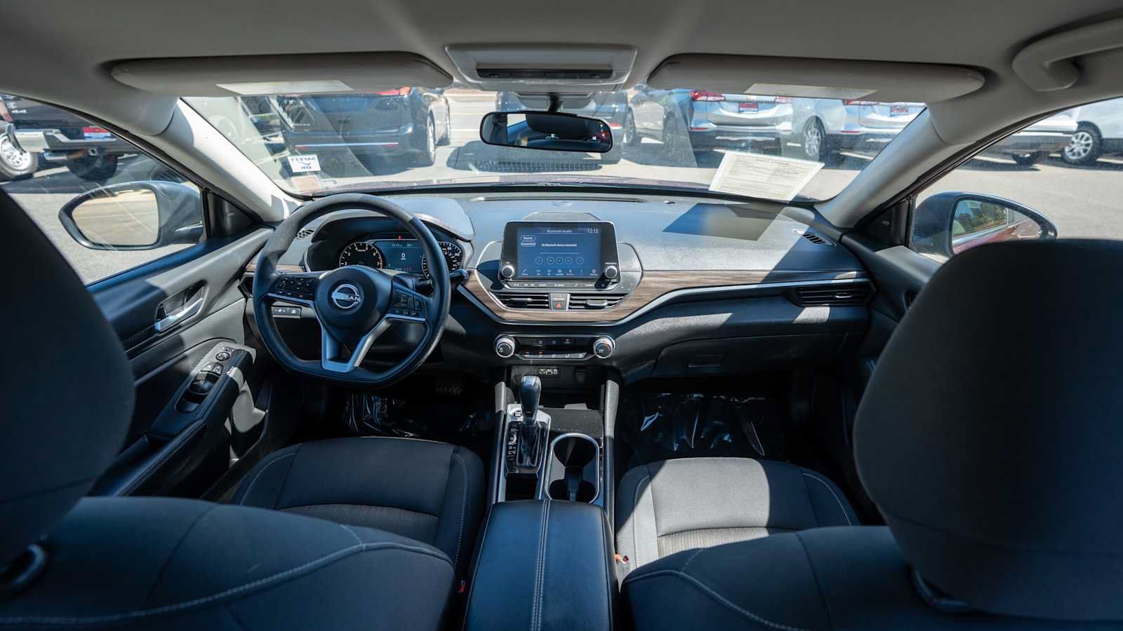 Used 2024 Nissan Altima 2.5 SV FWD image 13