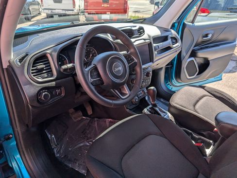 Used 2022 Jeep Renegade Sport image 12