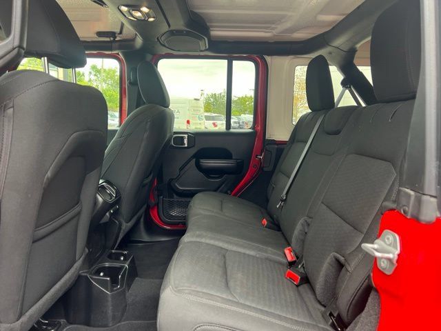 Used 2021 Jeep Wrangler Unlimited Sport AWD/4WD image 16