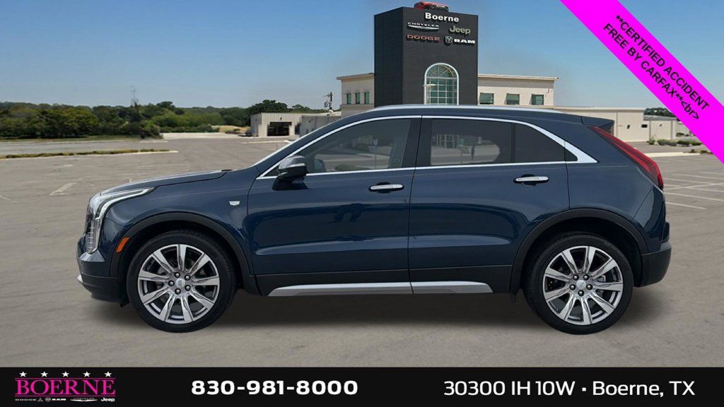 Used 2022 Cadillac XT4 Premium Luxury w/ Cold Weather Package FWD image 6