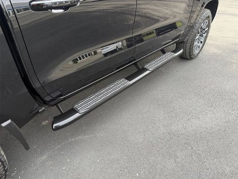 Certified 2024 Chevrolet Colorado Z71 w/ Z71 Convenience Package 2 image 29