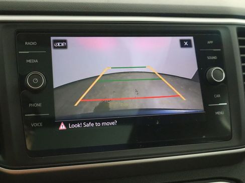 Used 2021 Volkswagen Atlas SE image 38