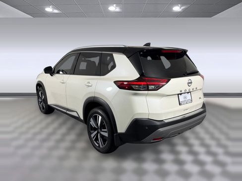 Used 2021 Nissan Rogue SL FWD image 3