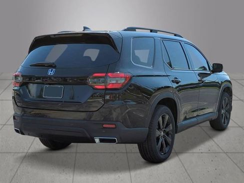 New 2025 Honda Pilot Black Edition image 5