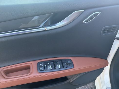 Used 2021 Maserati Ghibli S Q4 image 10