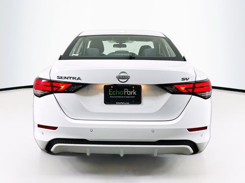 Used 2024 Nissan Sentra SV FWD image 7