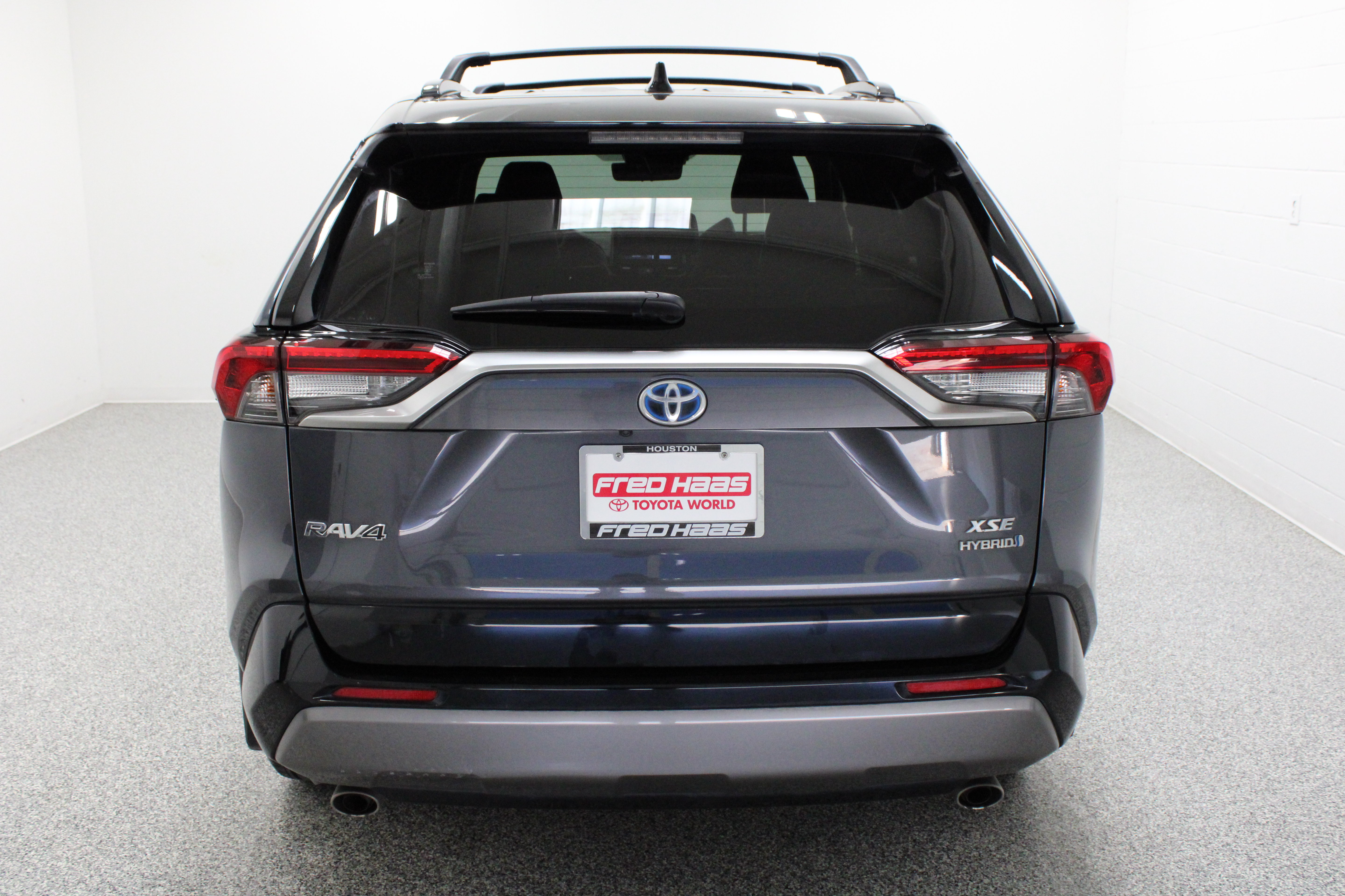 Used 2020 Toyota RAV4 XSE AWD/4WD image 8
