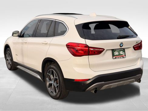 Used 2017 BMW X1 xDrive28i AWD/4WD image 9