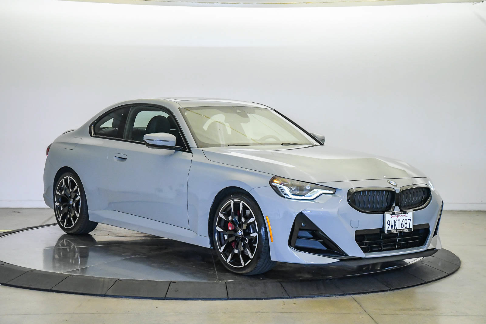 Used 2026 BMW 230i Coupe w/ Premium Package RWD image 5