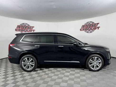 Used 2024 Cadillac XT6 Premium Luxury w/ Technology Package AWD/4WD image 8