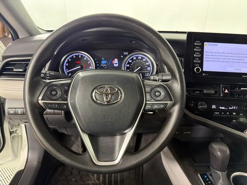 Used 2023 Toyota Camry LE AWD/4WD image 15