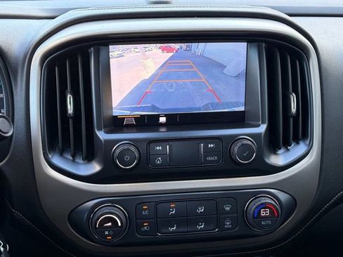 Used 2020 GMC Canyon Denali image 11