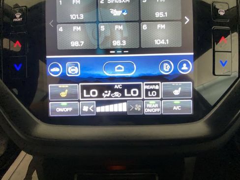 Used 2024 Subaru Ascent Onyx Edition AWD/4WD image 18