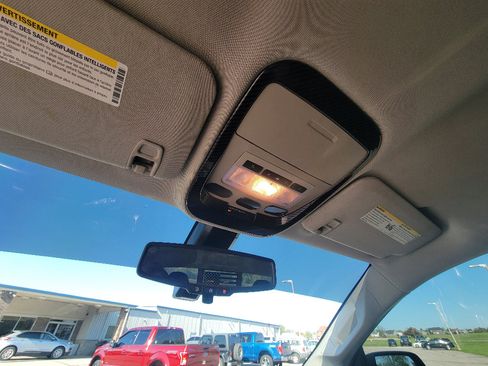 Used 2018 Chevrolet Colorado LT w/ LT Convenience Package image 24