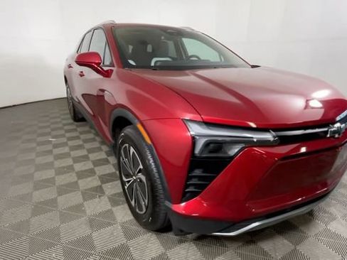Used 2024 Chevrolet Blazer EV LT AWD/4WD image 13