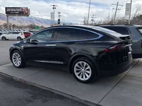 Used 2016 Tesla Model X P90D image 3