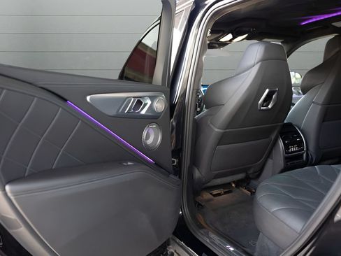 Used 2023 BMW XM AWD/4WD image 47