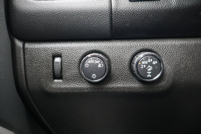Used 2022 Chevrolet Colorado ZR2 AWD/4WD image 16