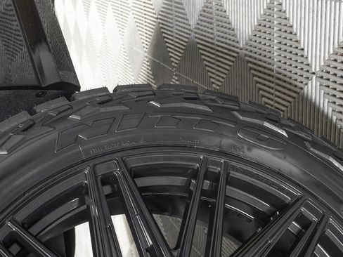 Used 2026 Cadillac Escalade ESV V image 39