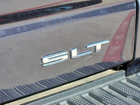 Used 2025 GMC Sierra 1500 SLT AWD/4WD image 8