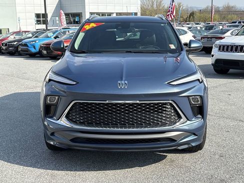 Used 2024 Buick Encore GX Avenir FWD image 4