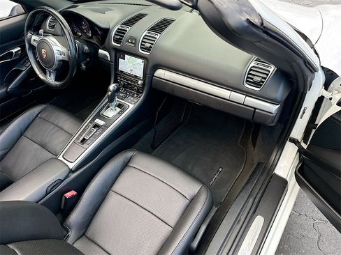 Used 2014 Porsche Boxster image 32