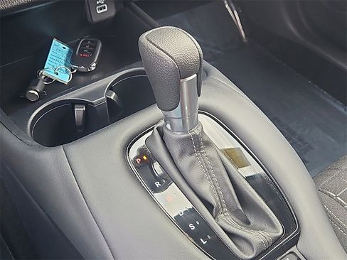 Certified 2024 Honda HR-V LX image 22