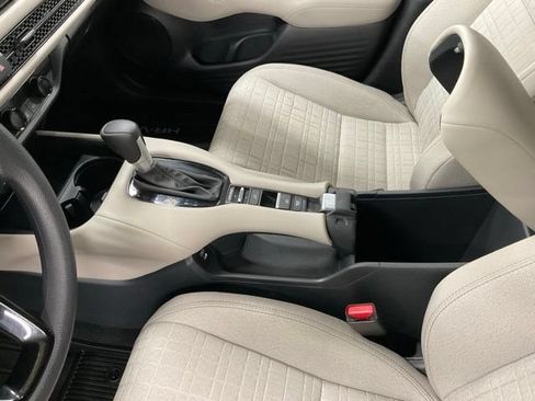Certified 2026 Honda HR-V LX image 20