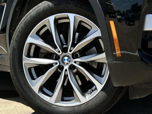Used 2019 BMW X3 xDrive30i w/ Driving Assistance Package AWD/4WD image 11