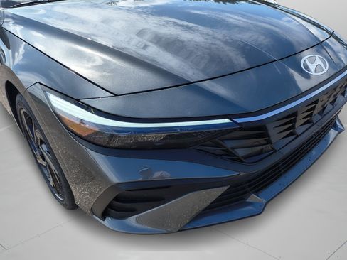 New 2026 Hyundai Elantra SEL Sport FWD image 33