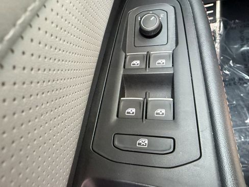 Used 2024 Volkswagen Atlas Peak Edition SEL image 28