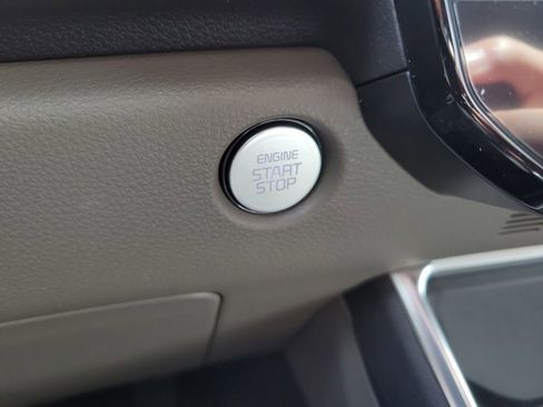 New 2026 Kia Carnival EX image 34