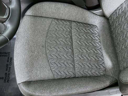 Used 2024 Chevrolet Equinox LT AWD/4WD image 20