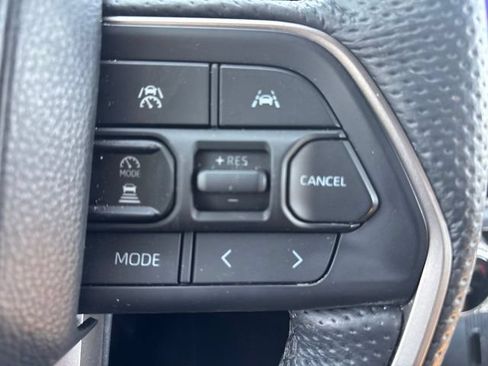 Used 2024 Toyota Tacoma TRD Sport AWD/4WD image 17
