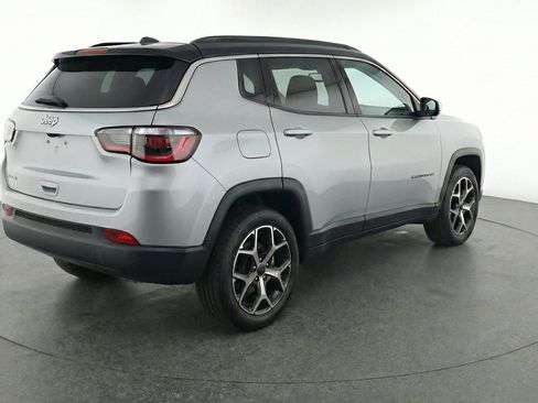 Used 2025 Jeep Compass Limited AWD/4WD image 9