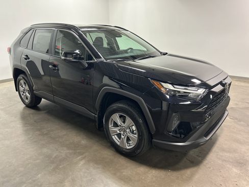New 2025 Toyota RAV4 XLE image 2