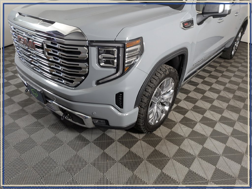 Certified 2025 GMC Sierra 1500 Denali AWD/4WD image 10