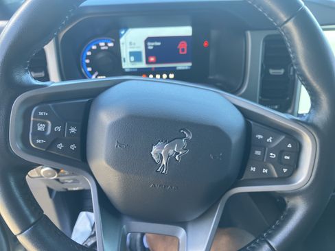 Used 2023 Ford Bronco Outer Banks AWD/4WD image 22