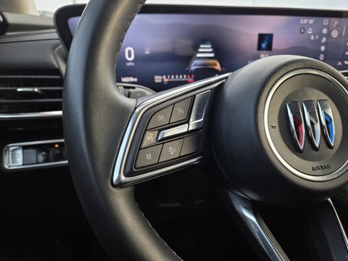 Used 2025 Buick Envision Preferred image 38