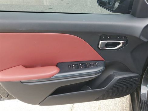 Certified 2025 Kia K4 GT-Line Turbo image 18