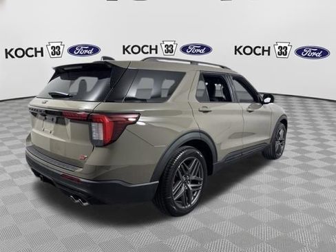 New 2026 Ford Explorer ST w/ Sun And Sound Package image 8