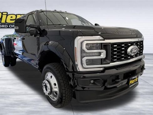 New 2026 Ford F450 Platinum w/ FX4 Off-Road Package AWD/4WD image 8