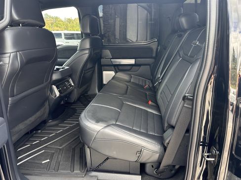 Used 2025 Ford F250 Platinum AWD/4WD image 12